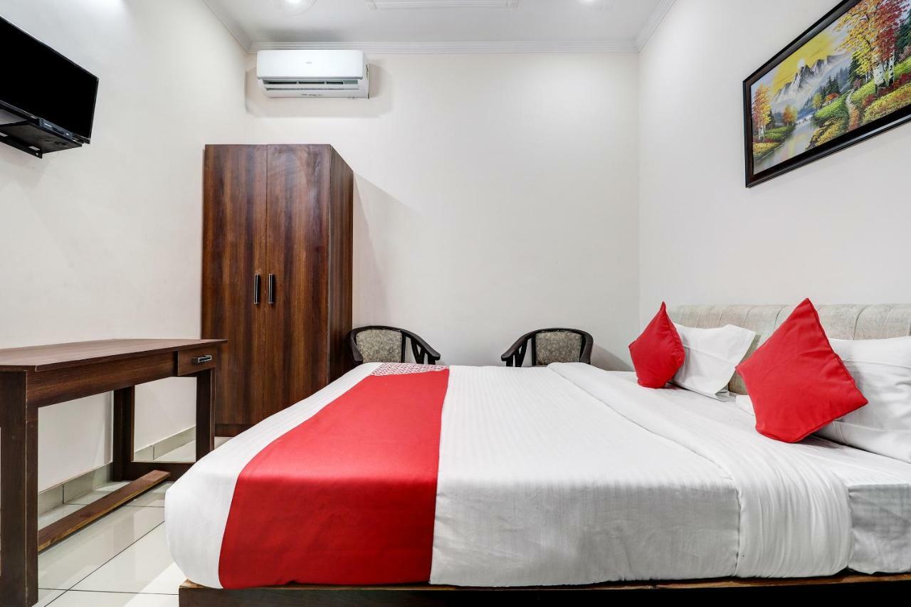 Oyo 38208 Hotel Prakash Kunj Deluxe Lucknow Exterior photo