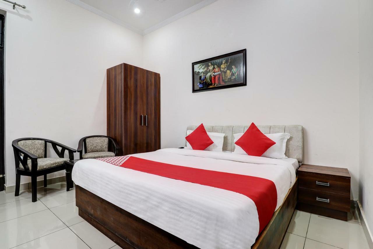 Oyo 38208 Hotel Prakash Kunj Deluxe Lucknow Exterior photo