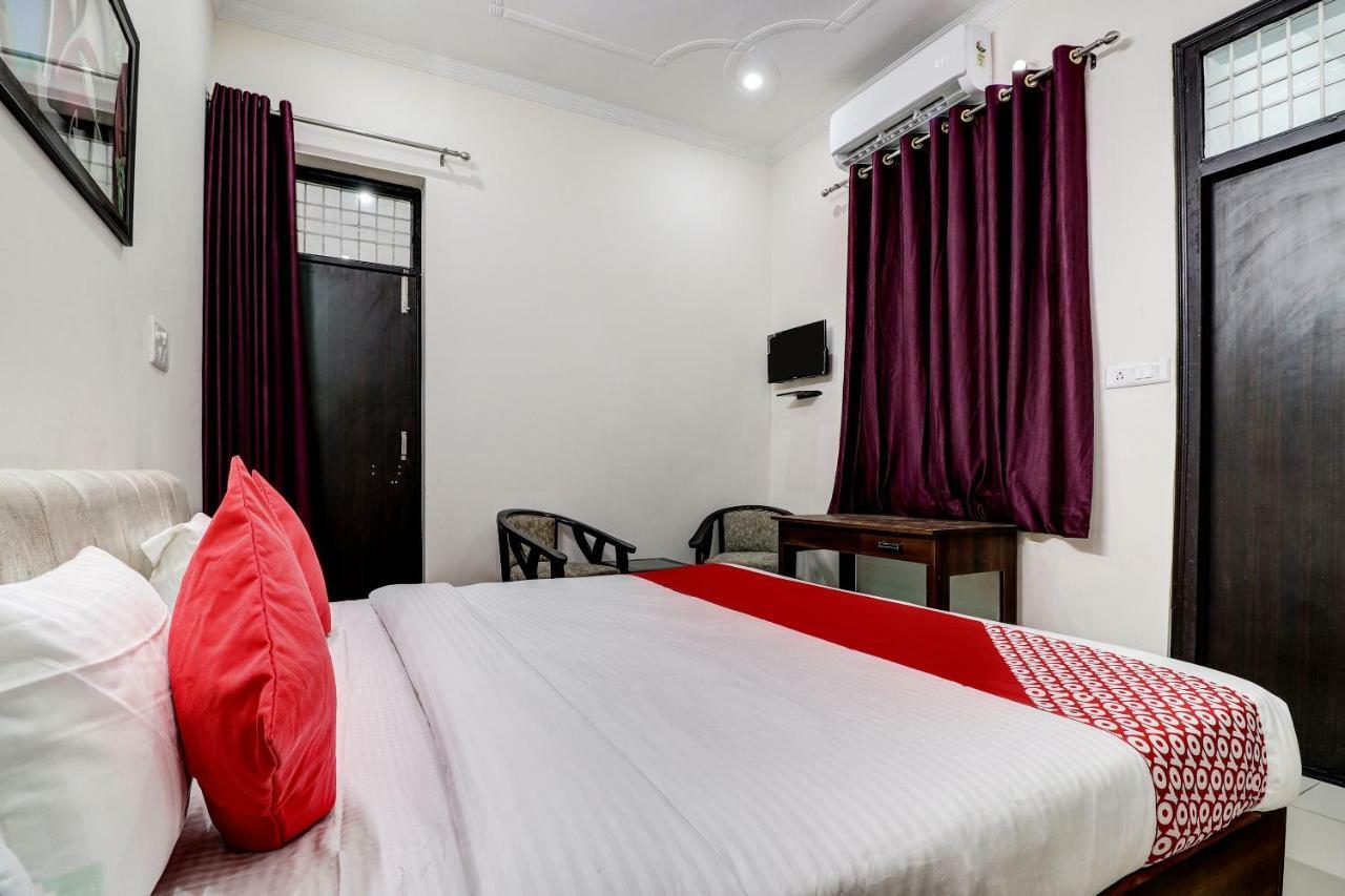 Oyo 38208 Hotel Prakash Kunj Deluxe Lucknow Exterior photo