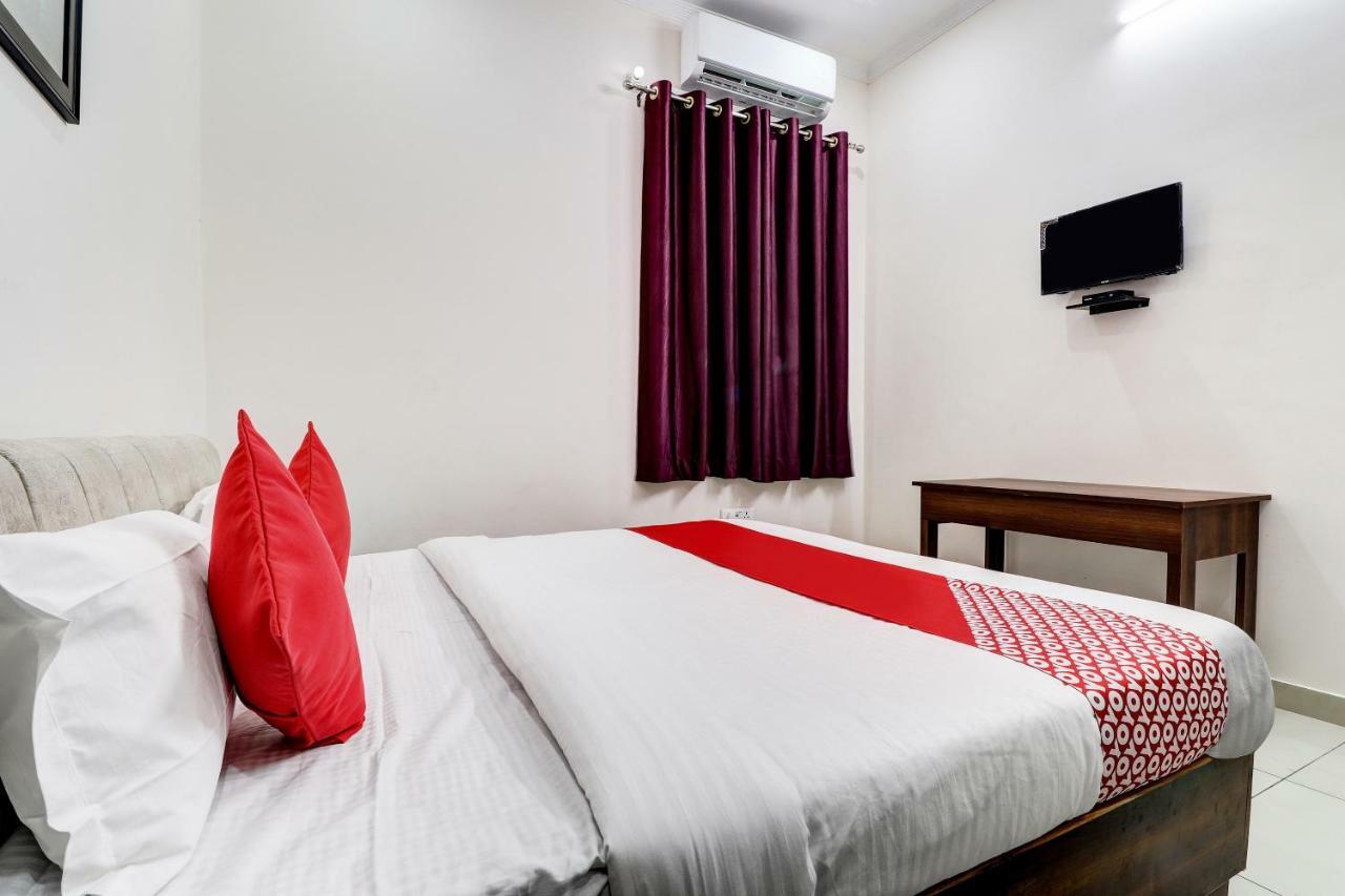 Oyo 38208 Hotel Prakash Kunj Deluxe Lucknow Exterior photo