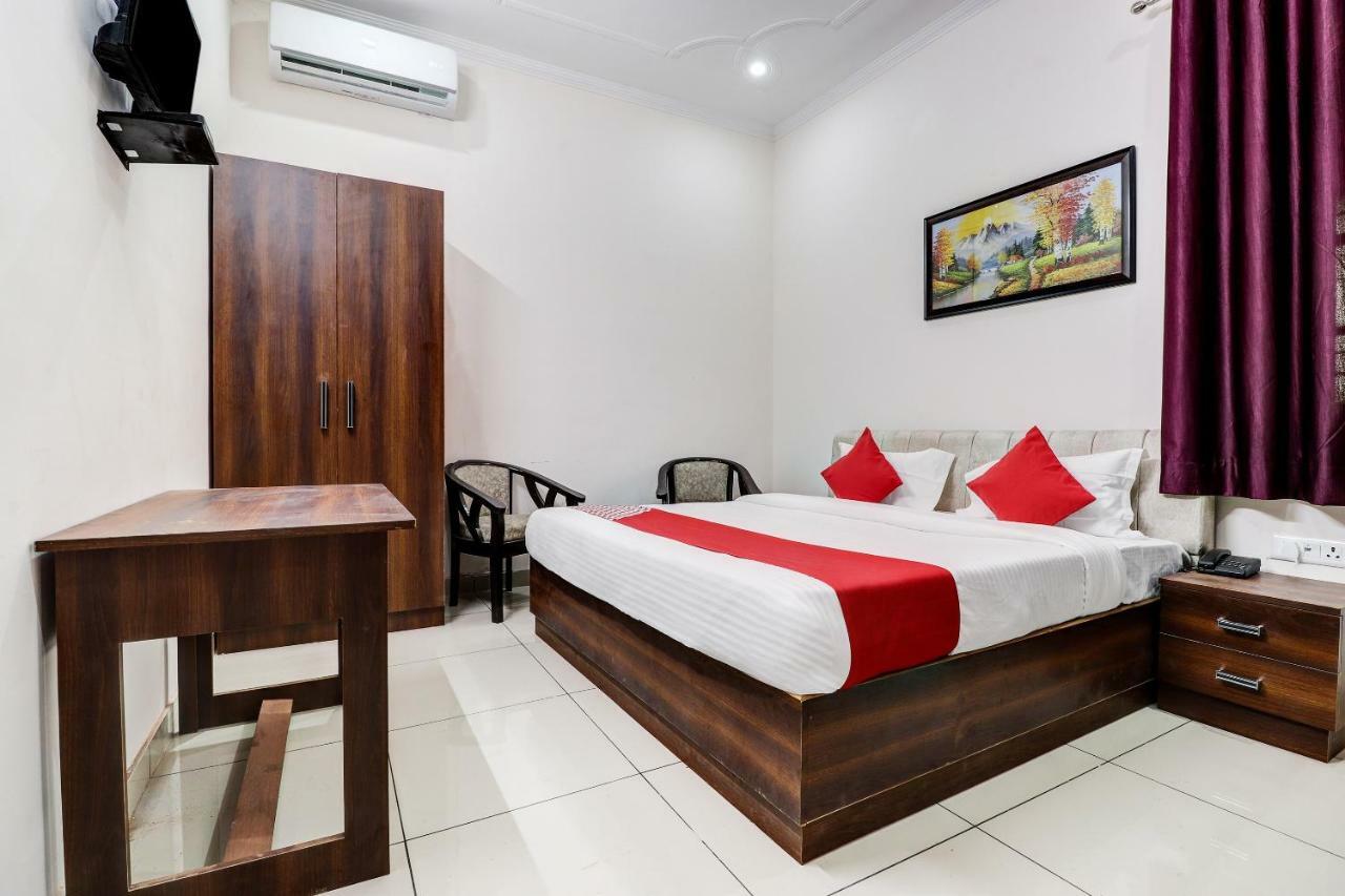 Oyo 38208 Hotel Prakash Kunj Deluxe Lucknow Exterior photo